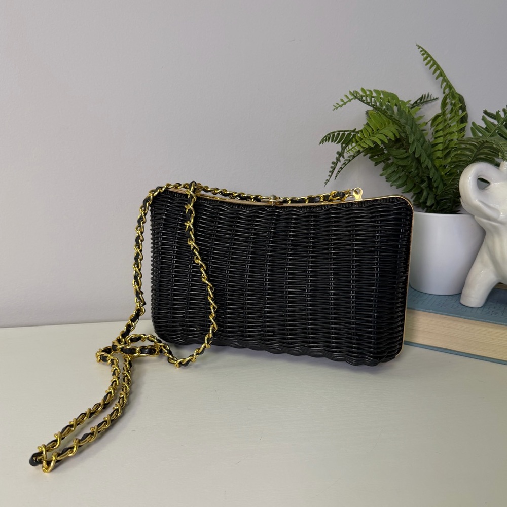 Vintage Waves By Tandem Black Plastic Woven Purse Shoulder Handbag